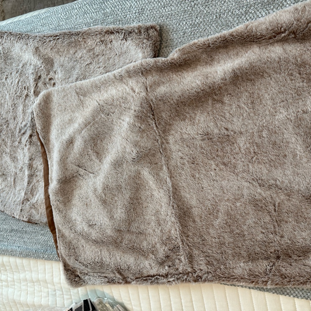Fur pillow covers